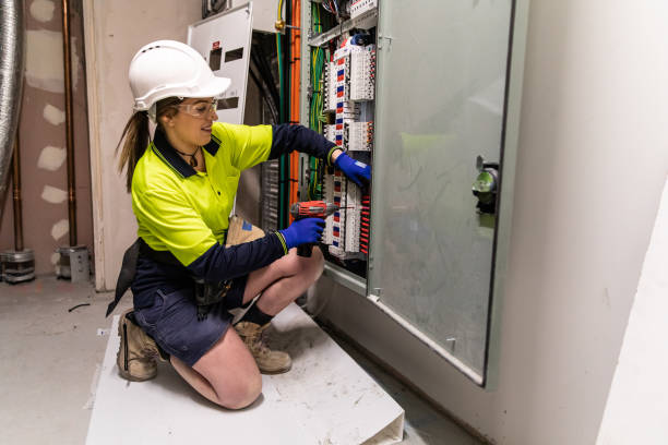 Best Affordable Emergency Electrician  in North Merritt Island, FL